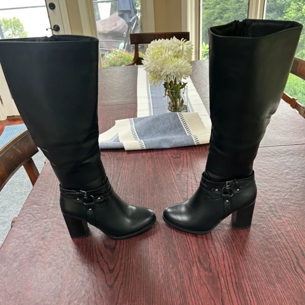 Black Mid-Calf Heeled Riding Boots with Buckle Strap